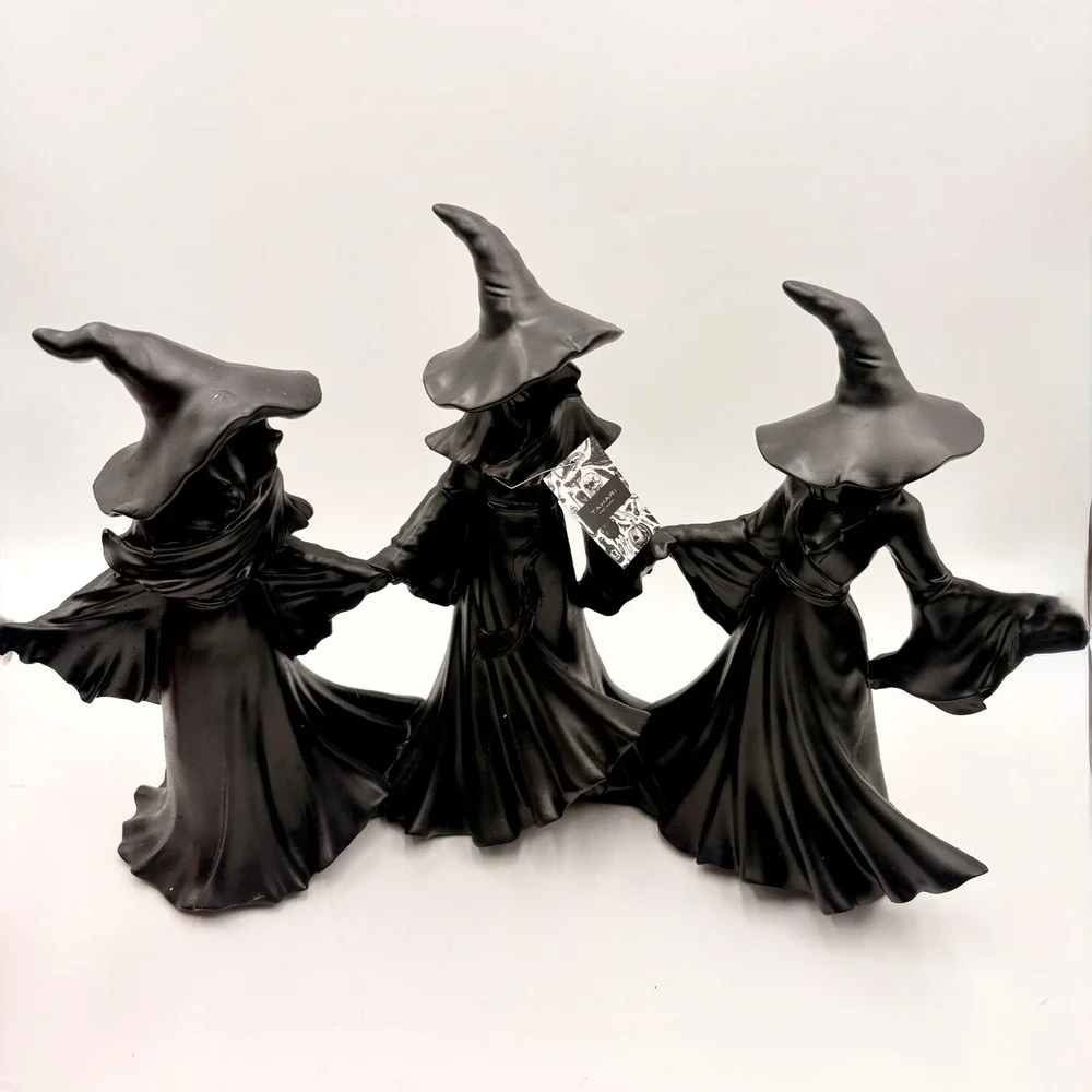 Tahari Home Halloween LARGE 3 Witches Holding Hands Figurine Matte Black NEW